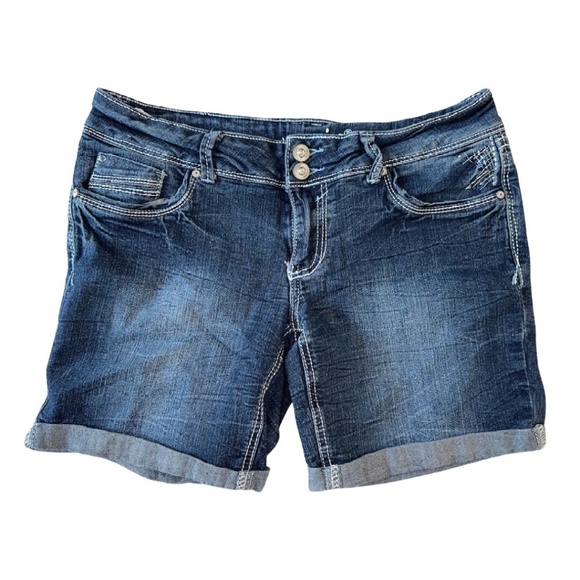 series Pants - Blue Low Rise Denim Short Cuffed Size 7 Short & Sexy Series 31 Selena